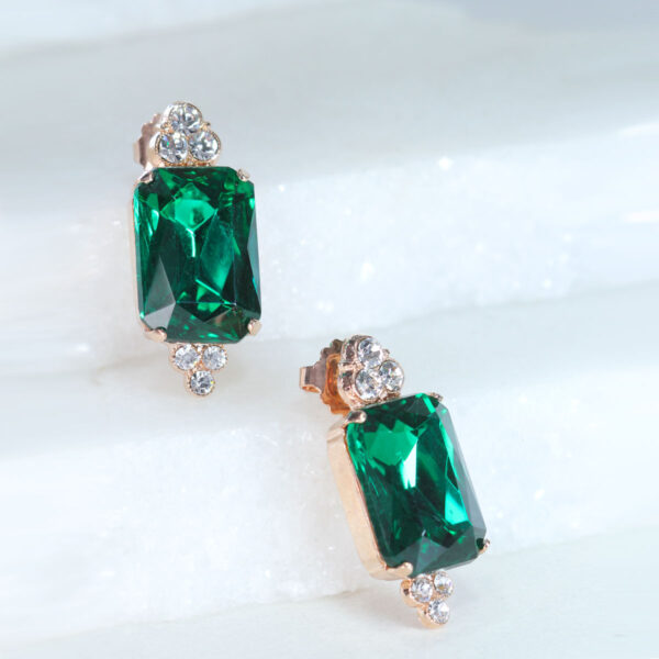 E-1283 001205 (Studs) - Image 3